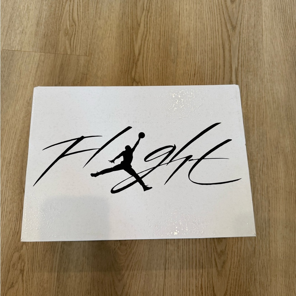 Air Jordan 4 Retro Black/White